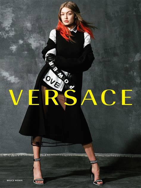 Versace Fall/Winter 2017 Campaign on Vimeo